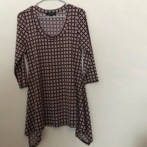 Karen Kane Mod Print Knit Top